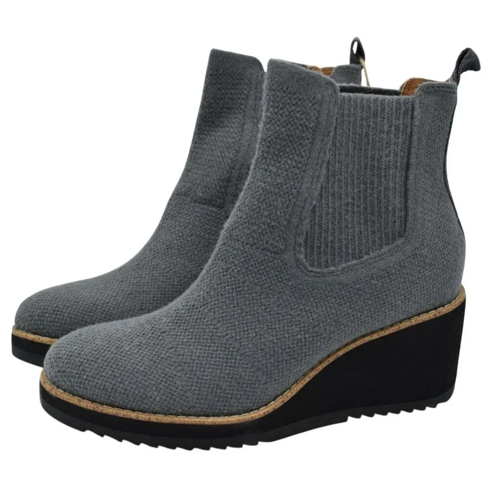Sofft Womens Size 7.5 Eiley Grey Knit Water Resistant Platform Wedge Boots Shoes